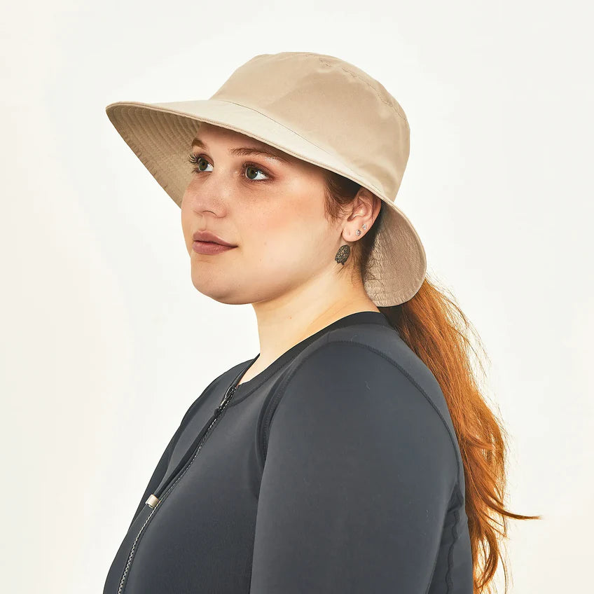 Pack del Solar - Primaderm XPERT SUN + Sombrero California Arena