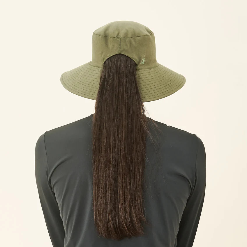Pack del Solar - Primaderm XPERT SUN + Sombrero California Verde Militar