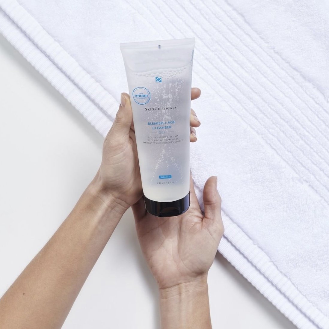 Skinceuticals Gel Limpiador Exfoliante Blemish+Age Cleanser Gel